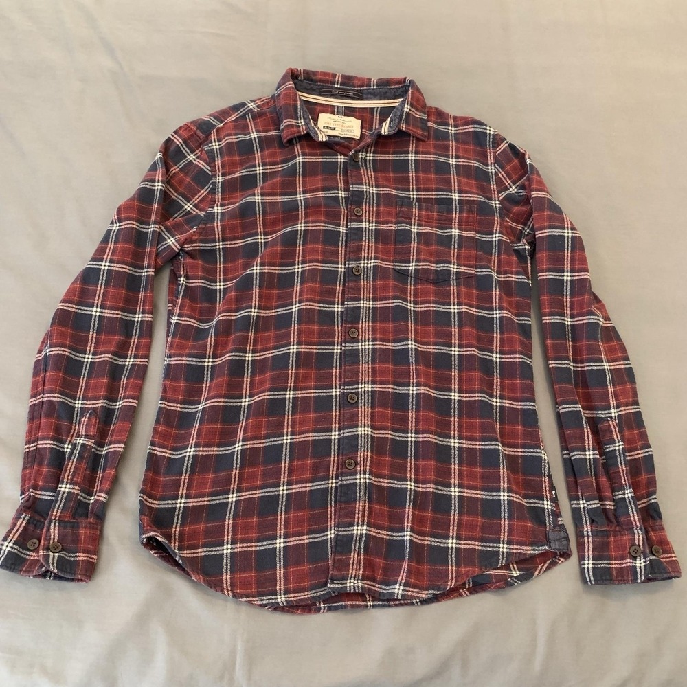 On The Road Shirt Mens Medium Red Plaid Flannel Long Sleeve Button Front Casual